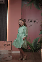 Load image into Gallery viewer, Collar Detailed Dress
