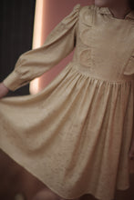 Load image into Gallery viewer, Collar Detailed Dress