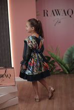 Load image into Gallery viewer, Satin Shiny Patterned Dress