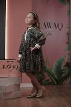 Load image into Gallery viewer, Cuff Detail Patterned Dress