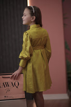 Görseli Galeri görüntüleyiciye yükleyin, Zarif Parıltılı Detaylı Elbise