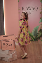 Load image into Gallery viewer, Lace Detailed Patterned Dress