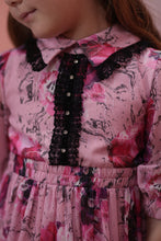 Load image into Gallery viewer, Lace Detailed Patterned Dress