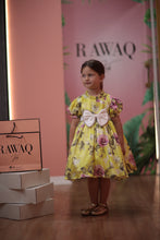 Load image into Gallery viewer, Ribbon Detailed Patterned Dress