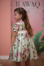 Load image into Gallery viewer, Ribbon Detailed Patterned Dress