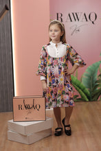 Load image into Gallery viewer, Collar Detail Patterned Dress
