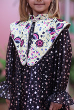 Load image into Gallery viewer, Star Patterned Dress
