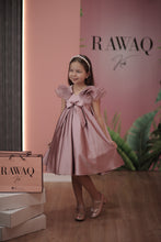 Load image into Gallery viewer, Shiny and Ribbon Detailed Dress
