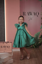 Load image into Gallery viewer, Shiny and Ribbon Detailed Dress
