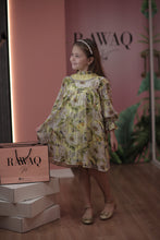 Load image into Gallery viewer, Crystal Detailed  Dress
