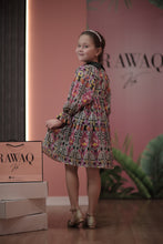 Load image into Gallery viewer, Crystal Detailed Patterned Dress
