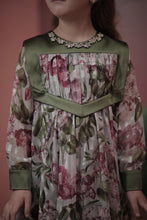 Load image into Gallery viewer, Necklace Detailed Patterned Dress
