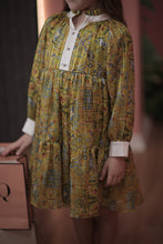 Load image into Gallery viewer, Cuff Detail Patterned Dress
