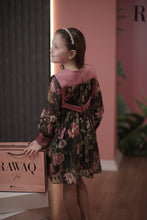 Load image into Gallery viewer, Necklace Detailed Patterned Dress
