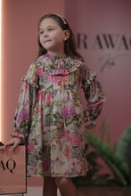 Load image into Gallery viewer, Patterned Dress with Ruffle Details
