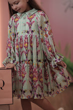 Load image into Gallery viewer, Crystal Detailed Patterned Dress
