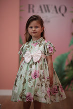 Load image into Gallery viewer, Ribbon Detailed Patterned Dress
